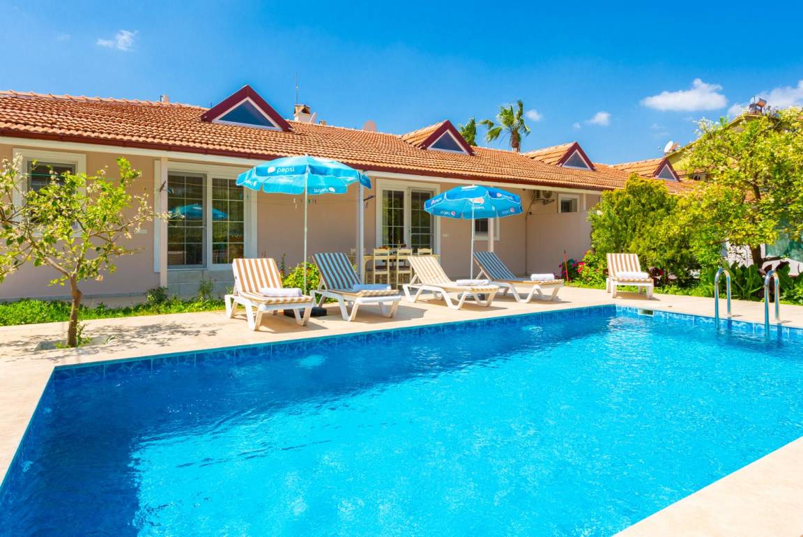 Villa mit privatem Pool, Terrasse und Grill 8 Gäste ∙ 4 Schlafzimmer Türkei