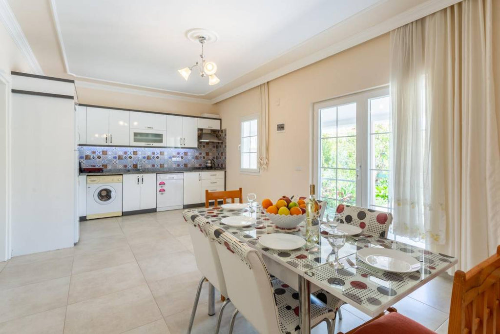Villa mit privatem Pool, Terrasse und Grill 8 Gäste ∙ 4 Schlafzimmer Türkei