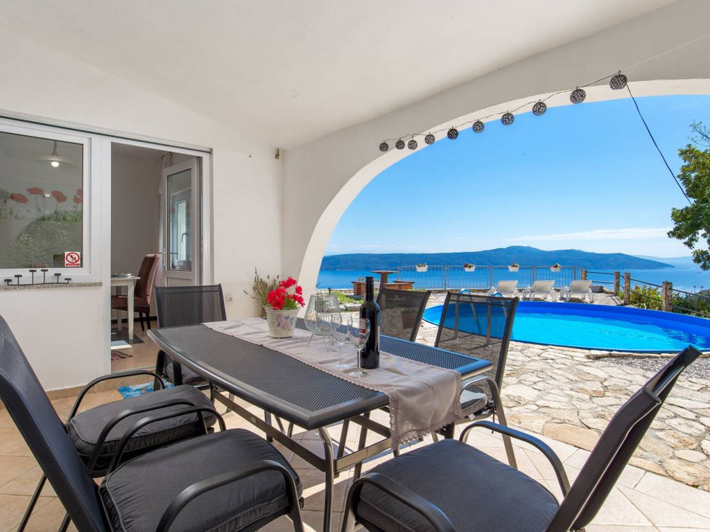 Ferienhaus  7 Gäste  ∙ 3 Schlafzimmer Sveta Jelena, Kroatien