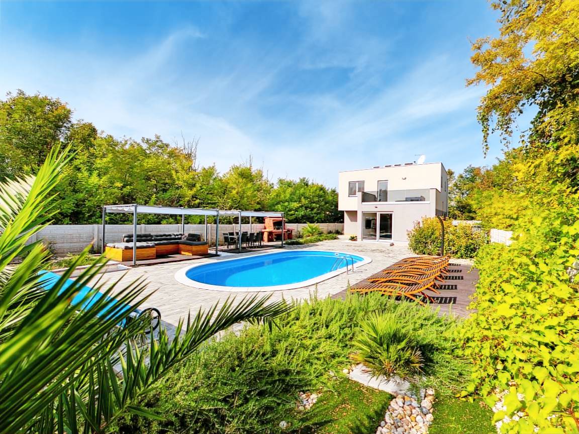 Ferienhaus mit pool  6 Gäste ∙ 3 Schlafzimmer pool