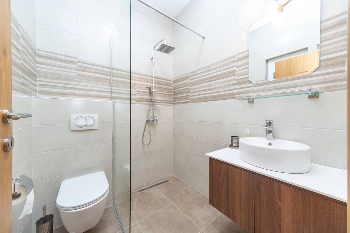 Ferienhaus mit Grill, privatem  6 Gäste ∙ 3 Schlafzimmer Budva montenegro