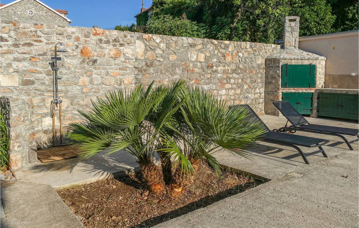 Ferienhaus mit Grill, Terrasse und privatem Pool 6 Gäste ∙ 3 Schlafzimmer Montenegro