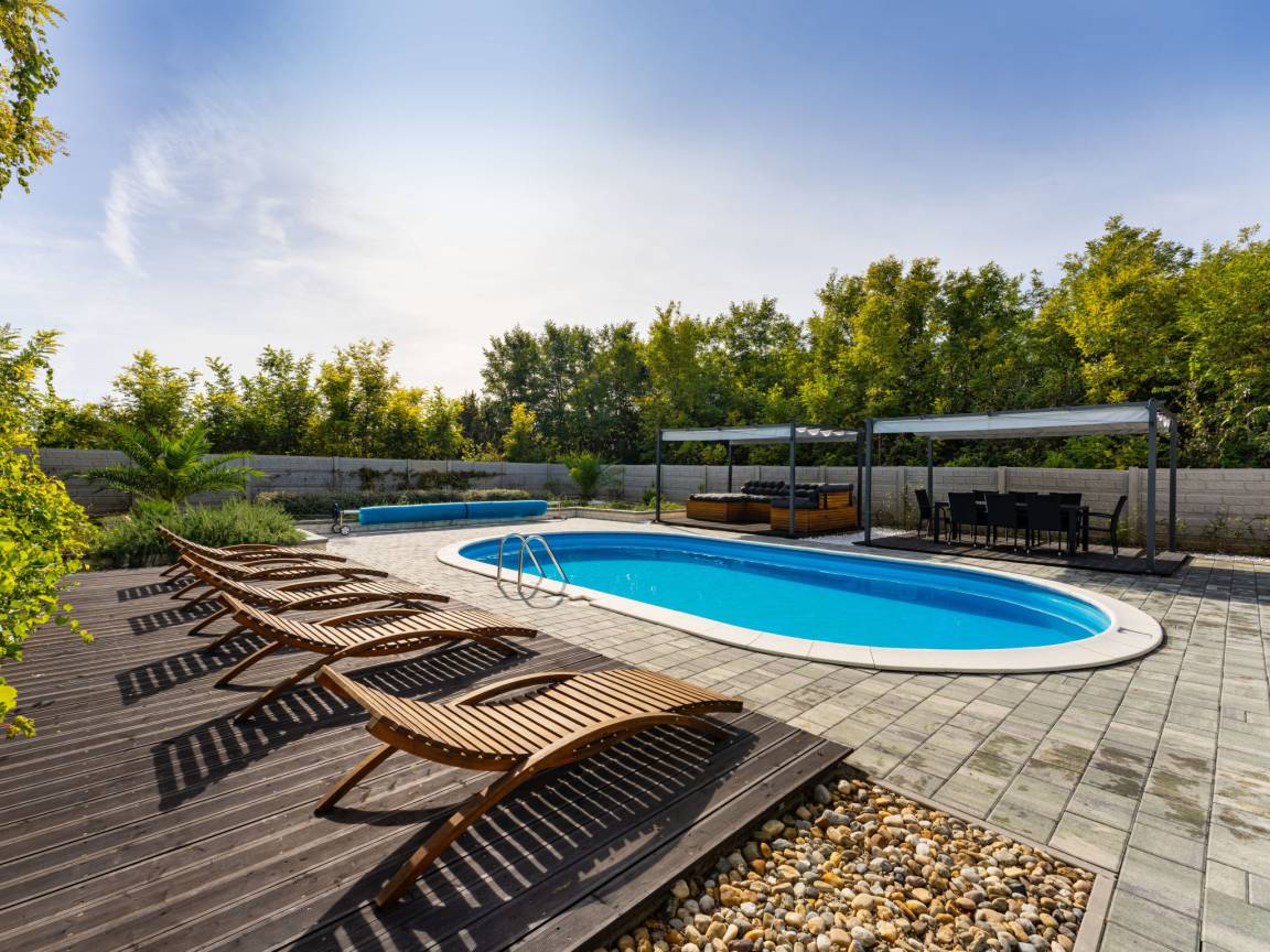 Ferienhaus mit pool  6 Gäste ∙ 3 Schlafzimmer pool