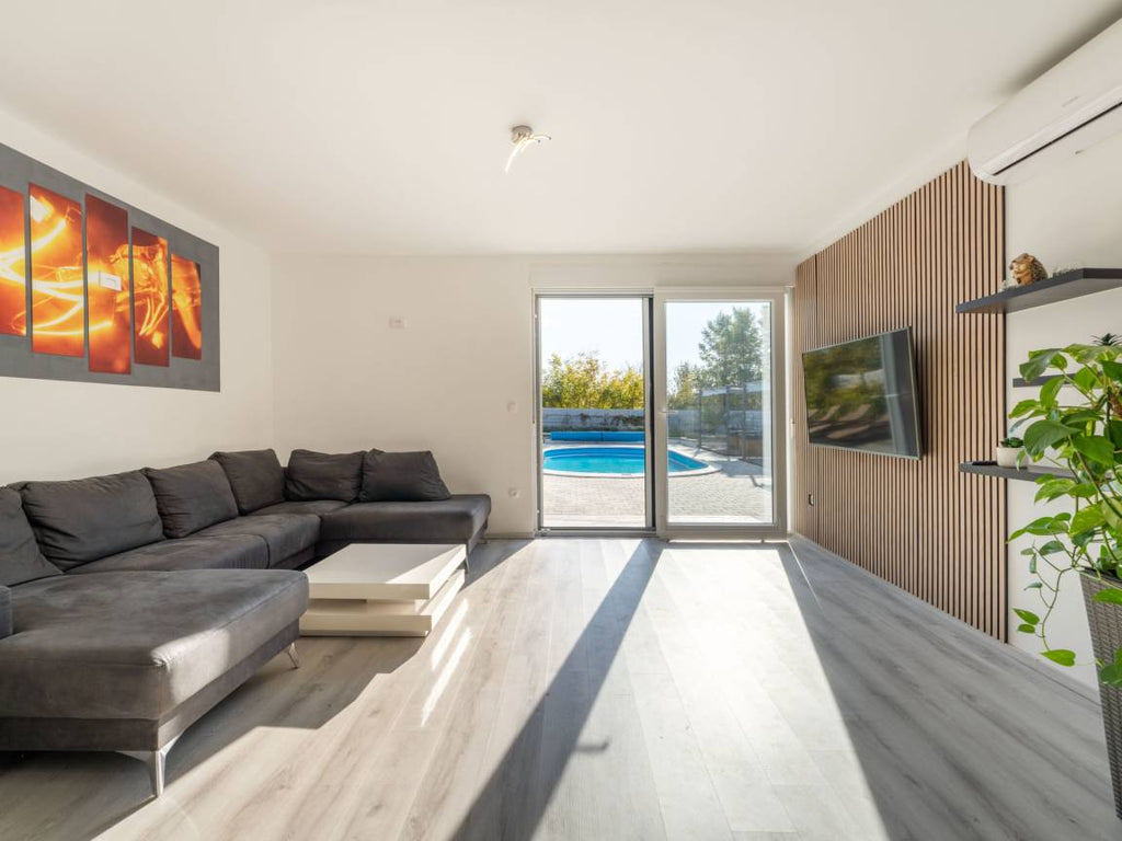 Ferienhaus mit pool  6 Gäste ∙ 3 Schlafzimmer pool