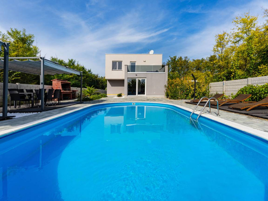 Ferienhaus mit pool  6 Gäste ∙ 3 Schlafzimmer pool
