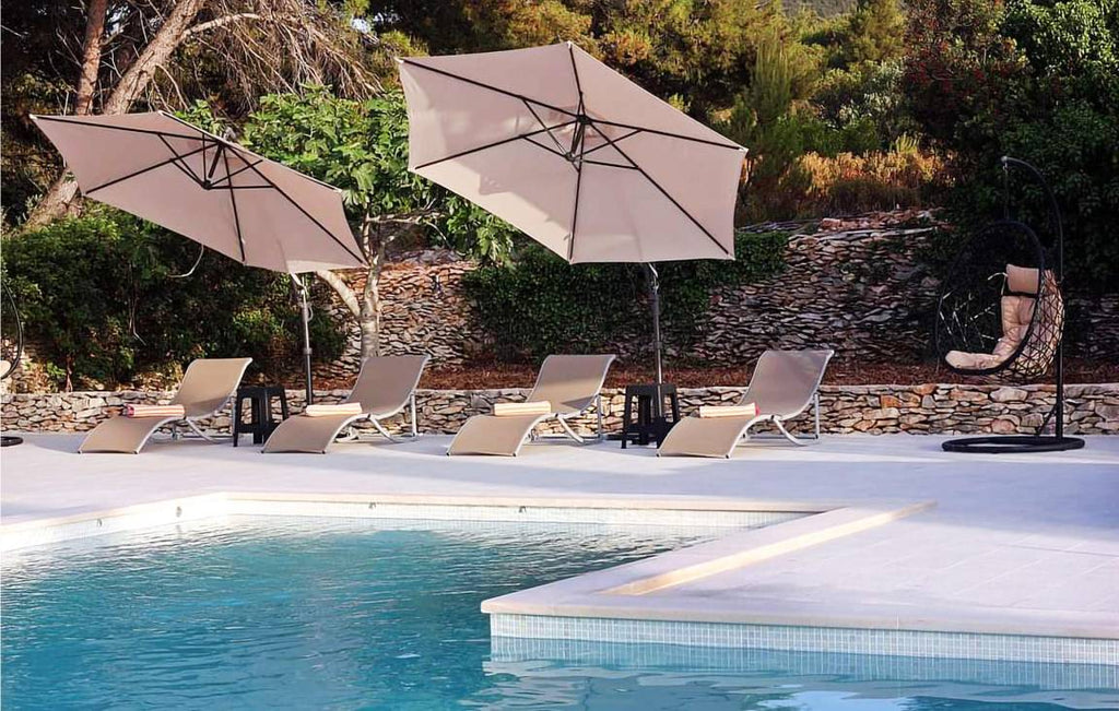 Ferienhaus mit Terrasse, privatem Pool und Grill | Bergblick