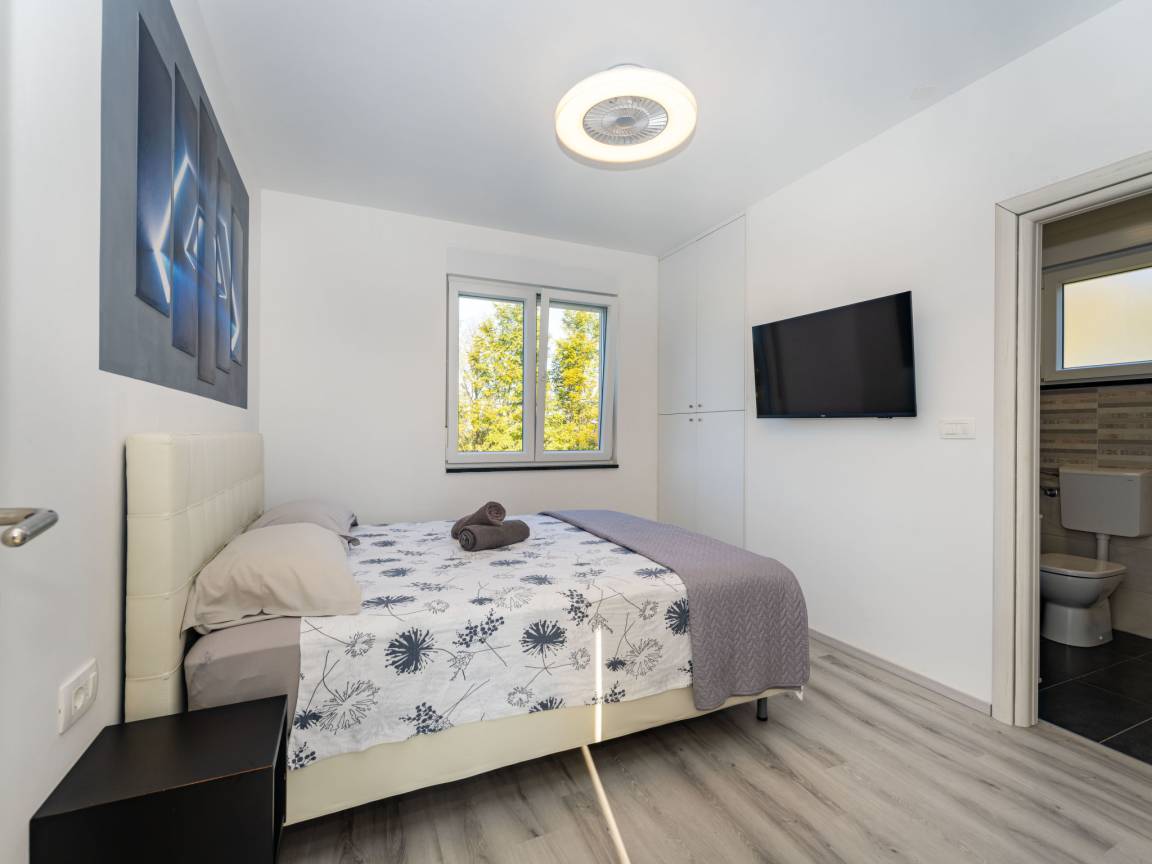 Ferienhaus mit pool  6 Gäste ∙ 3 Schlafzimmer pool