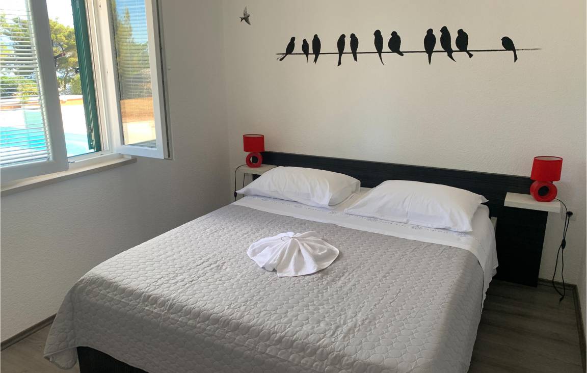 Ferienhaus mit Terrasse, privatem Pool und Grill | Bergblick