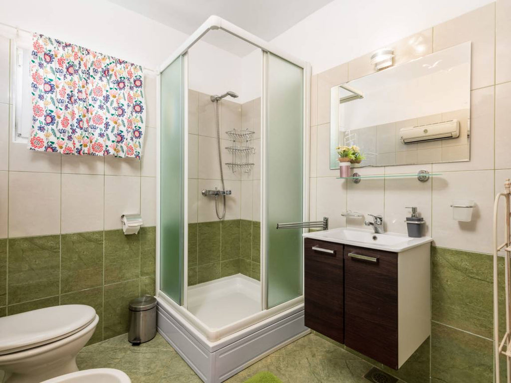 Ferienhaus  7 Gäste  ∙ 3 Schlafzimmer Sveta Jelena, Kroatien