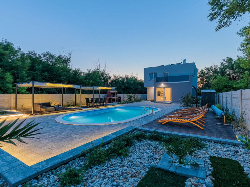 Ferienhaus mit pool  6 Gäste ∙ 3 Schlafzimmer pool