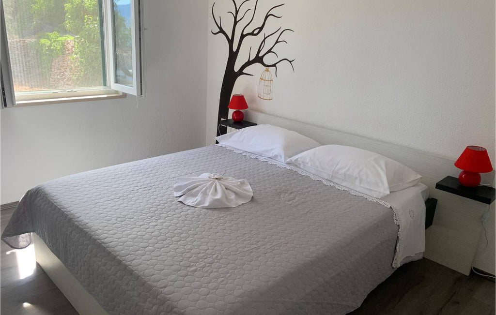 Ferienhaus mit Terrasse, privatem Pool und Grill | Bergblick