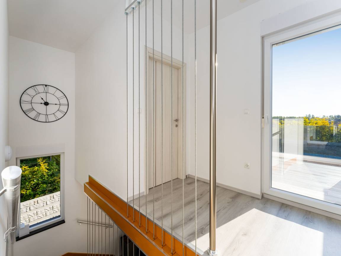 Ferienhaus mit pool  6 Gäste ∙ 3 Schlafzimmer pool