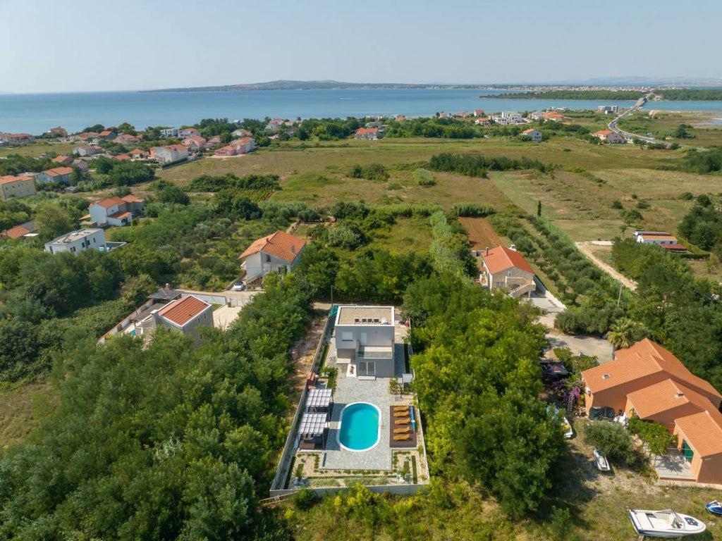 Ferienhaus mit pool  6 Gäste ∙ 3 Schlafzimmer pool