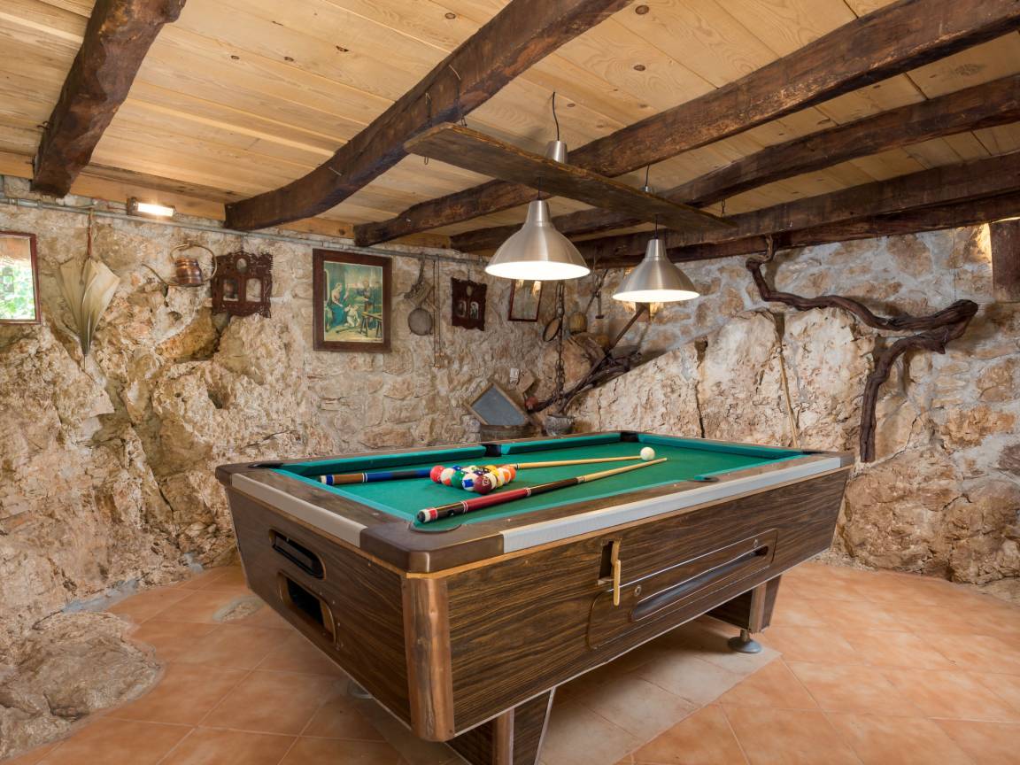 Ferienhaus  7 Gäste  ∙ 3 Schlafzimmer Sveta Jelena, Kroatien